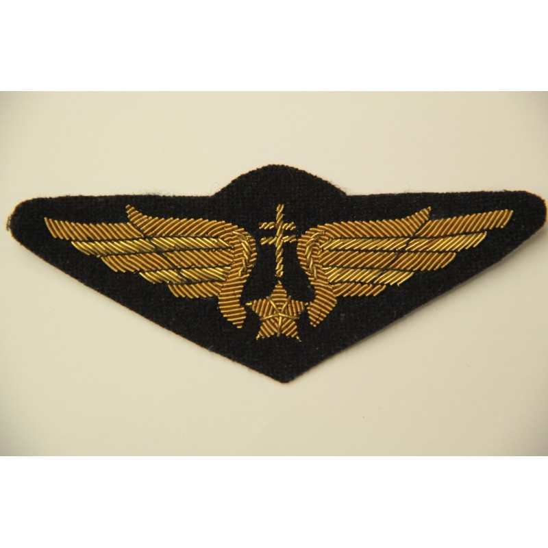 Le groupe « Bretagne » . Insigne-de-poitrine-de-pilote-fafl-1944